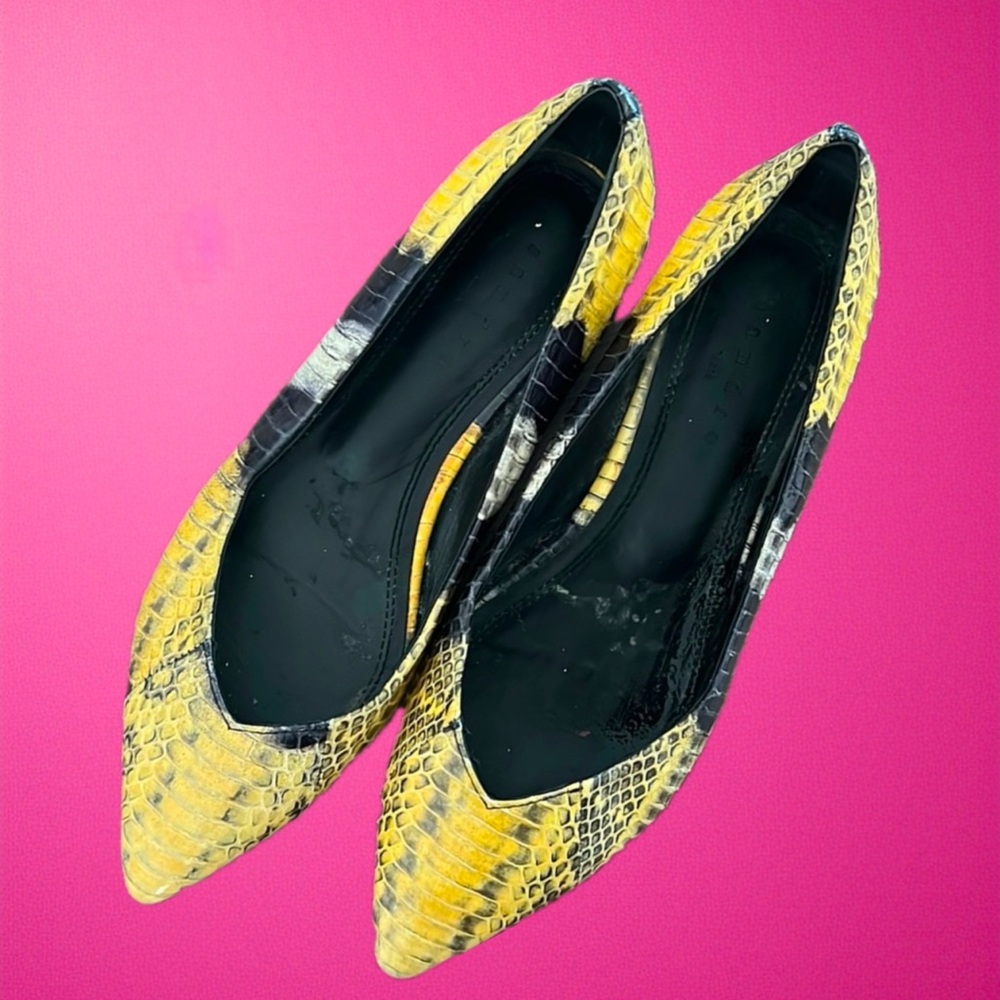 Sandro 100% leather snakeskin print flats
